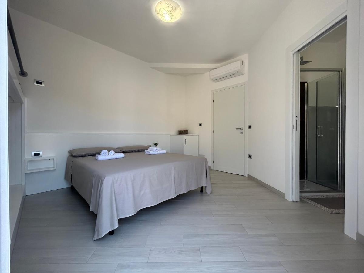 Domu Dina Affittacamere 3 Tertenia Exterior photo