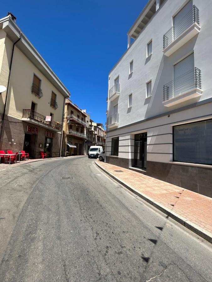 Domu Dina Affittacamere 3 Tertenia Exterior photo