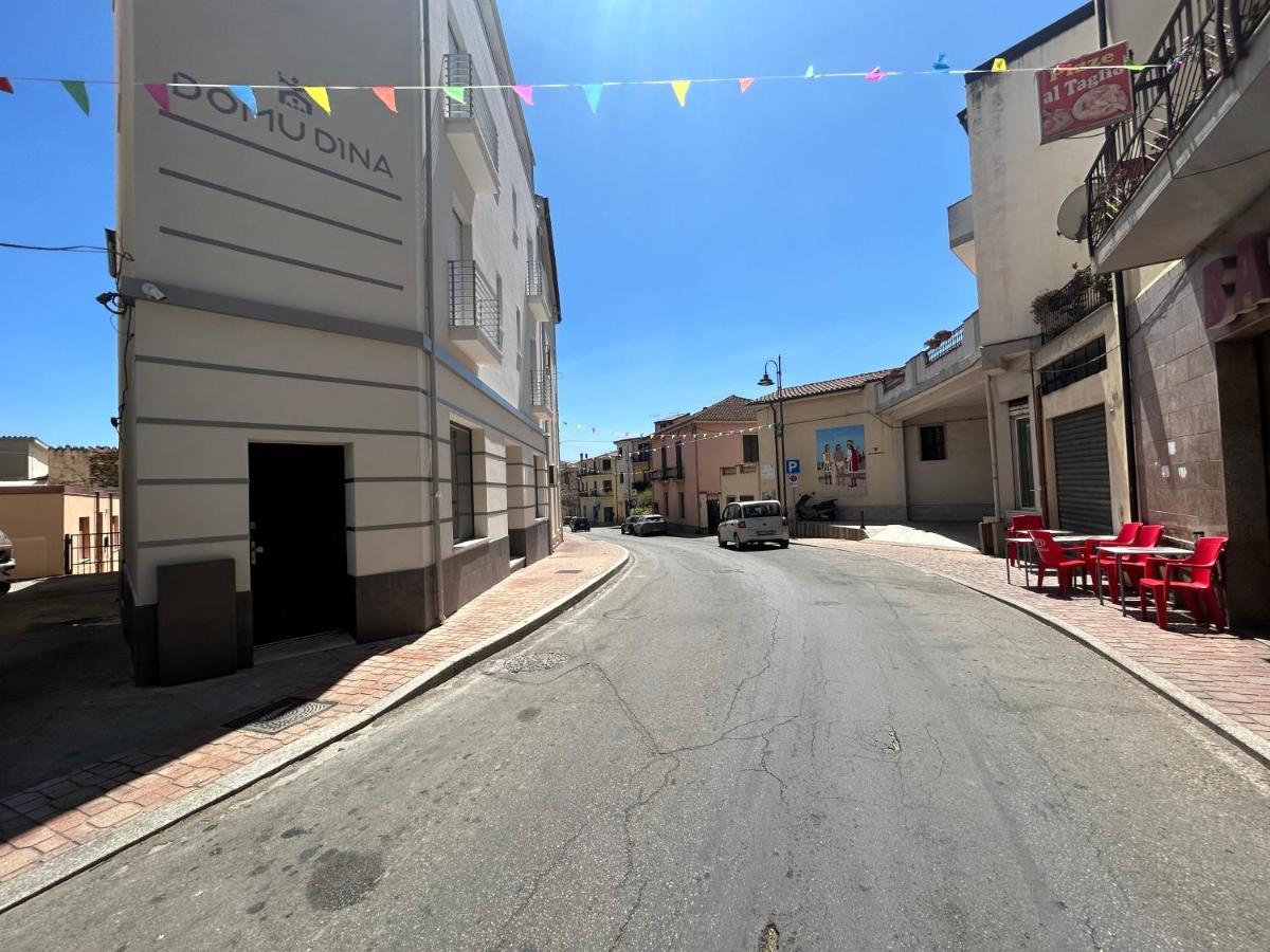 Domu Dina Affittacamere 3 Tertenia Exterior photo